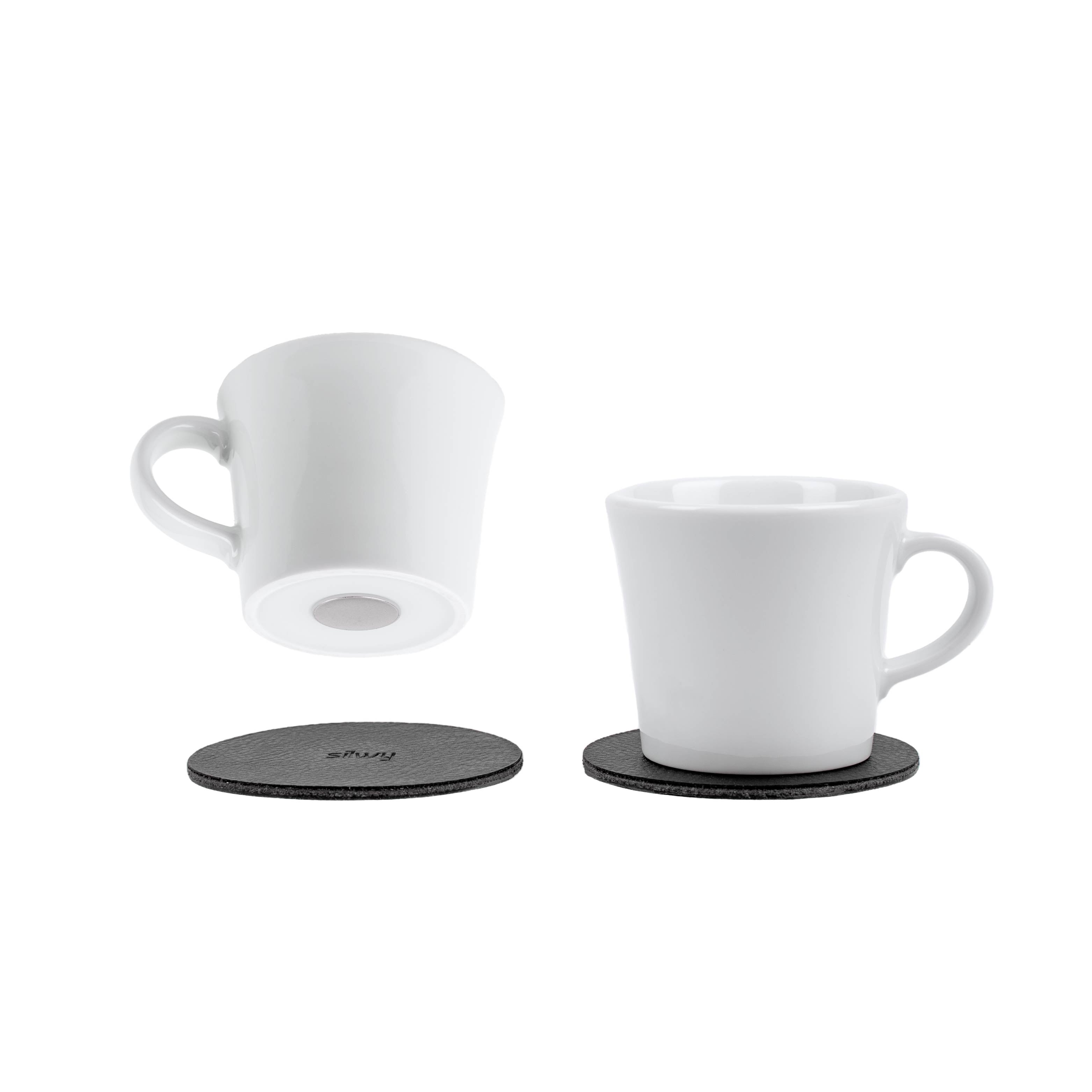 Freisteller Magnet-Espressotassen aus Porzellan mit Pads