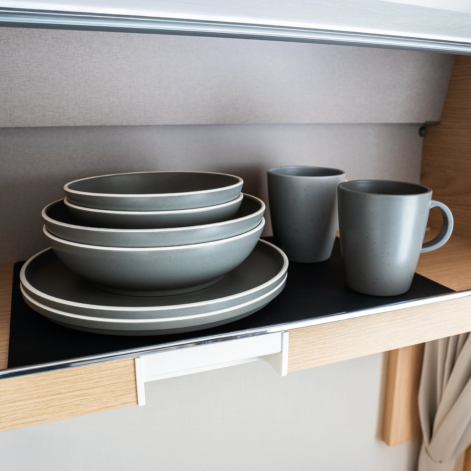 Set di stoviglie magnetiche in plastica DOLOMIT GREY