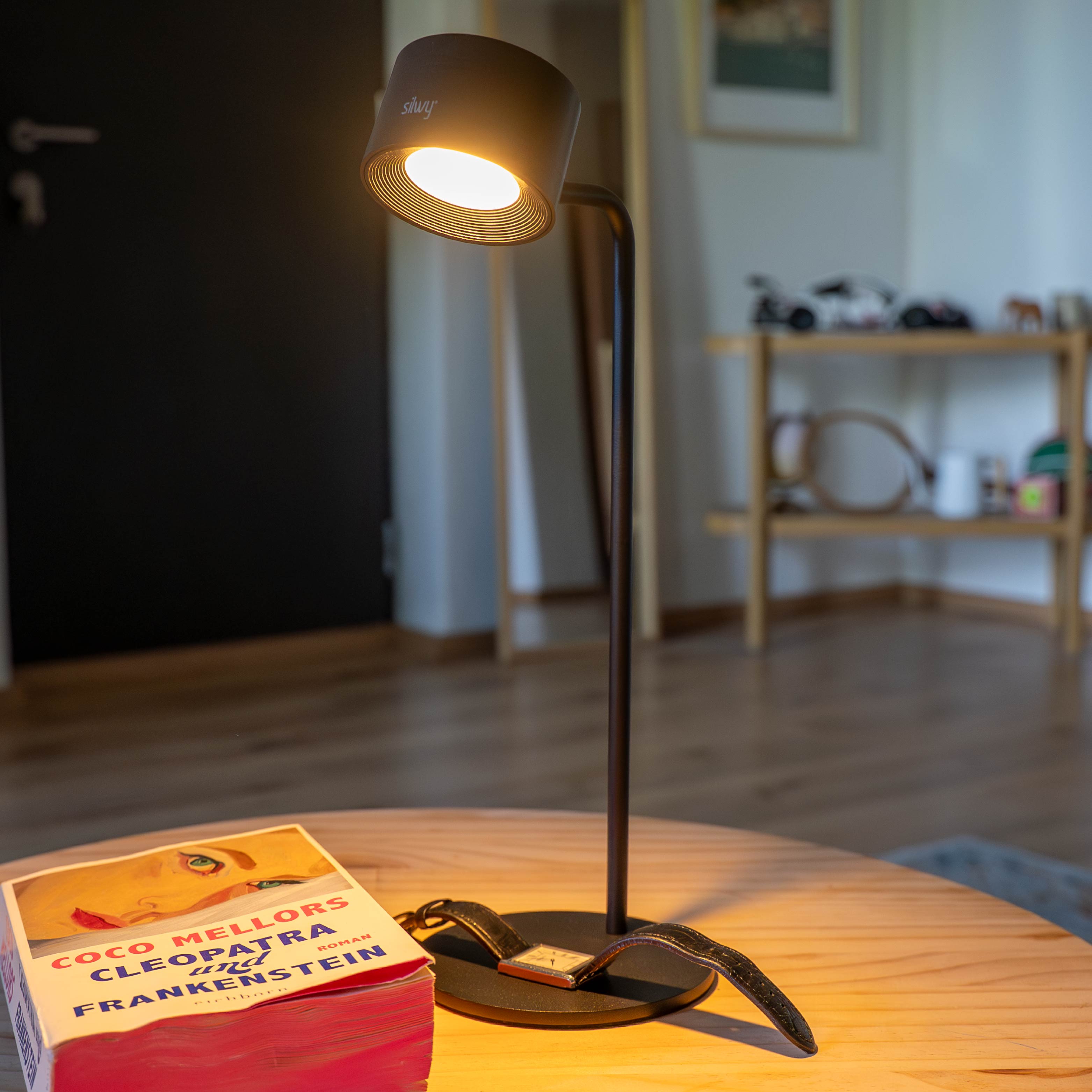 Pied de table à tête sphérique pour lampes magnétiques SPOTY