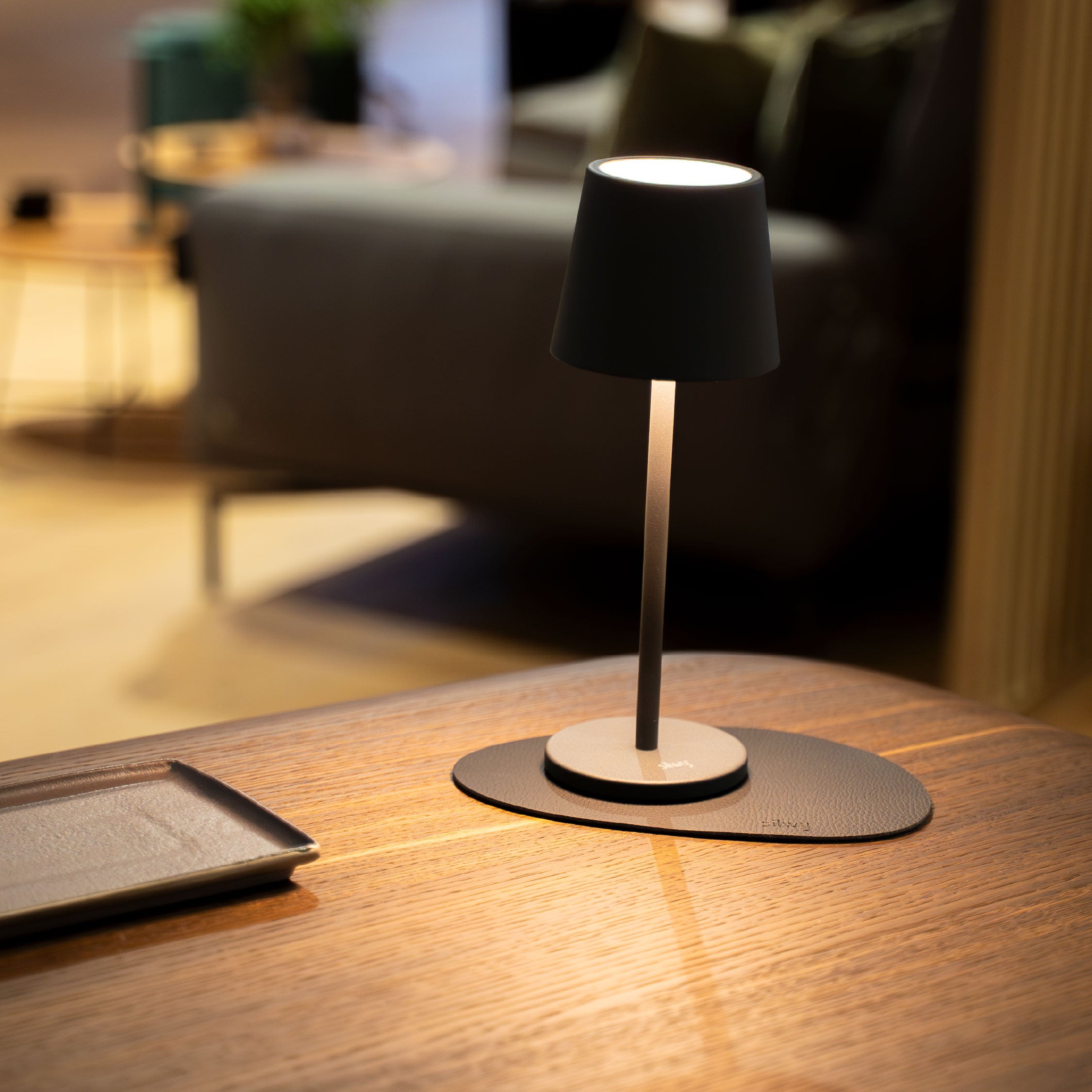 Lampada magnetica L GRIGIA incl. tovaglietta