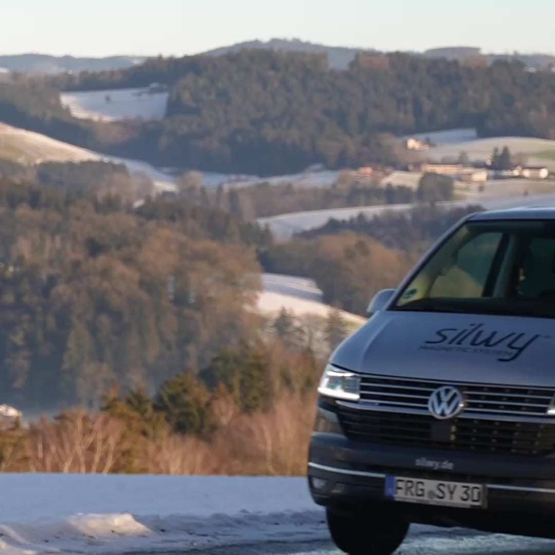 Thermocup auf Motorhaube - Test 